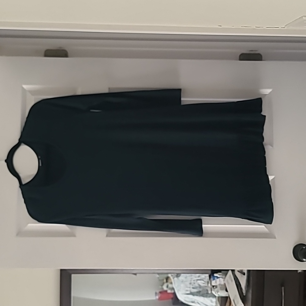 Annabelle "Emerald" Green Dress with pockets. Size Small.